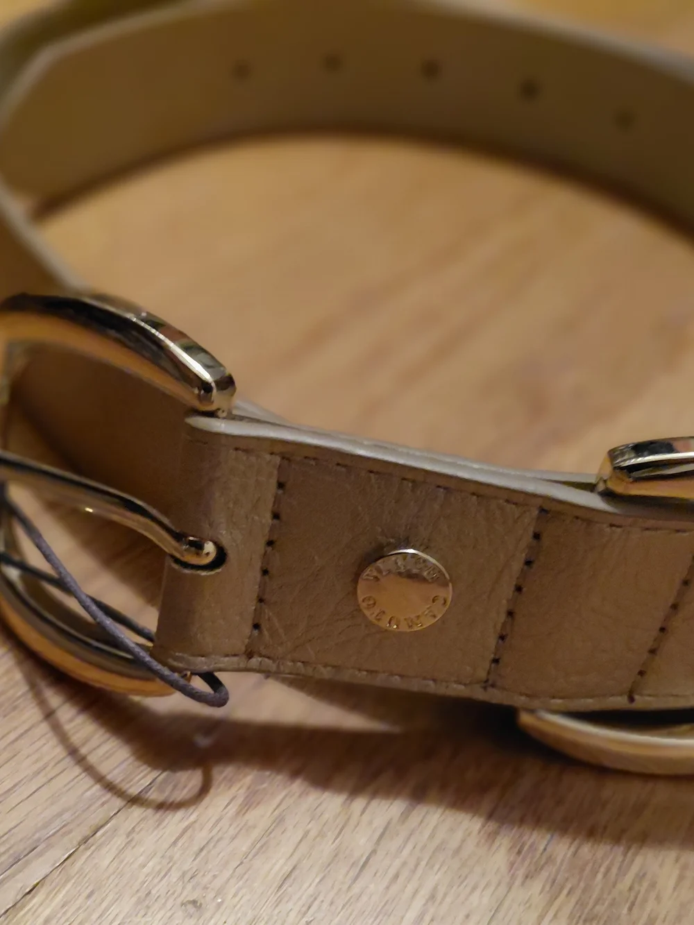 Vince Camuto Matte Gold Metallic Leather Belt with Branded VC Stud SZ L
